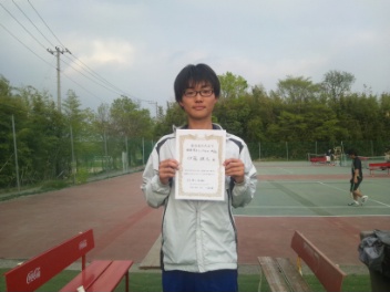 04/23(水) 男子シングルス 中級 優勝＜インスピリッツテニスクラブ＞