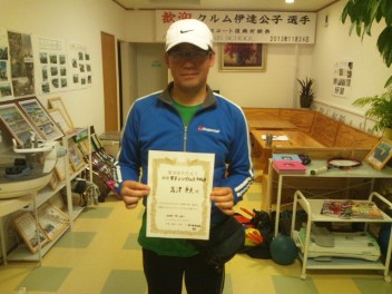 04/29(火) 男子シングルス 初級 優勝＜オールウェイズテニスクラブ＞