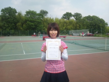 06/04(水) 女子シングルス 超初級 優勝＜インスピリッツテニスクラブ＞