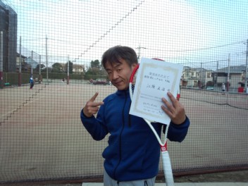 03/28(火) 男子シングルス 中級 優勝＜東大宮テニスクラブ＞