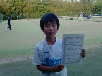 05/05(金) 小学生男女混合シングルス 初級 優勝＜インスピリッツテニスクラブ＞