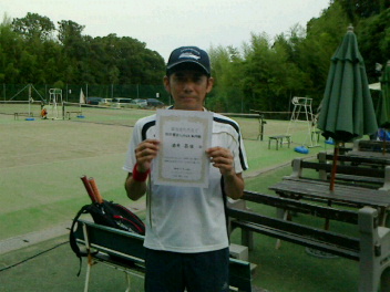 07/27(金) 男子シングルス 初中級 優勝＜インスピリッツテニスクラブ＞