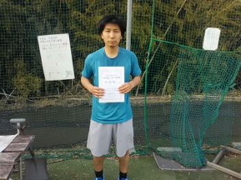 03/05(火) 男子シングルス 中上級 優勝＜インスピリッツテニスクラブ＞