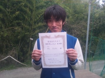 04/01(水) 男子シングルス 初中級 優勝＜インスピリッツテニスクラブ＞