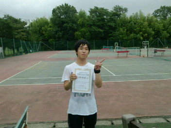 06/28(火) 男子シングルス 初中級 優勝＜インスピリッツテニスクラブ＞