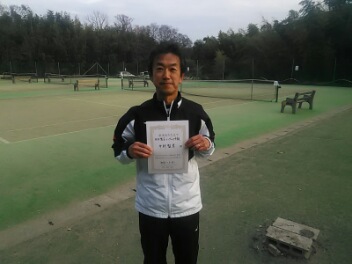 01/05(火) 男子シングルス 中級 優勝＜インスピリッツテニスクラブ＞