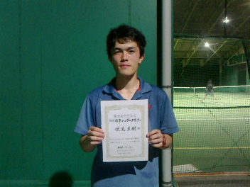 07/01(日) 男子シングルス オープン 優勝＜トマトインドアテニスクラブ＞ 優勝者表彰 ギャラリー インスピリッツテニスクラブ